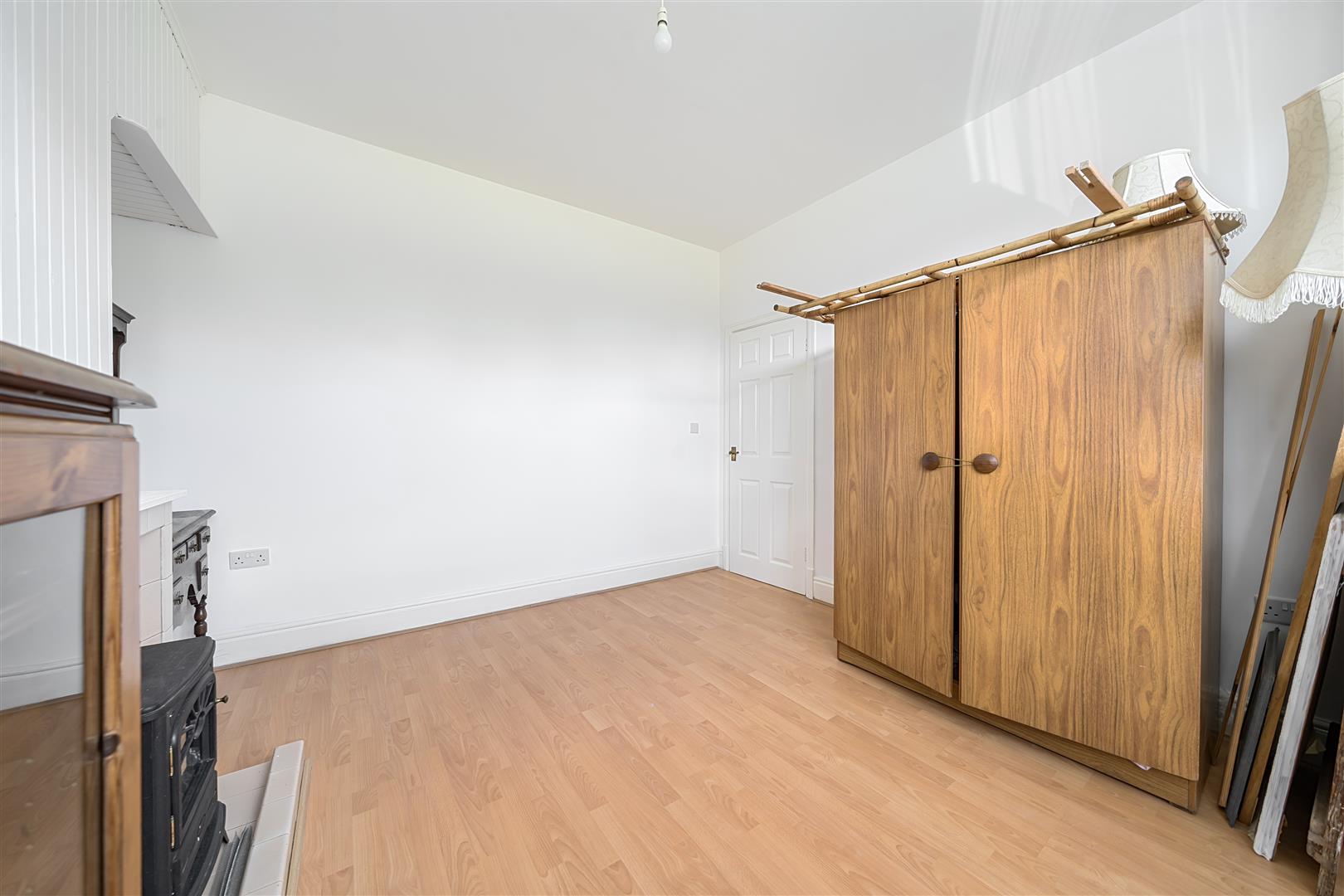 104 Gorseinon Road, Penllergaer, Swansea, SA4 9AB